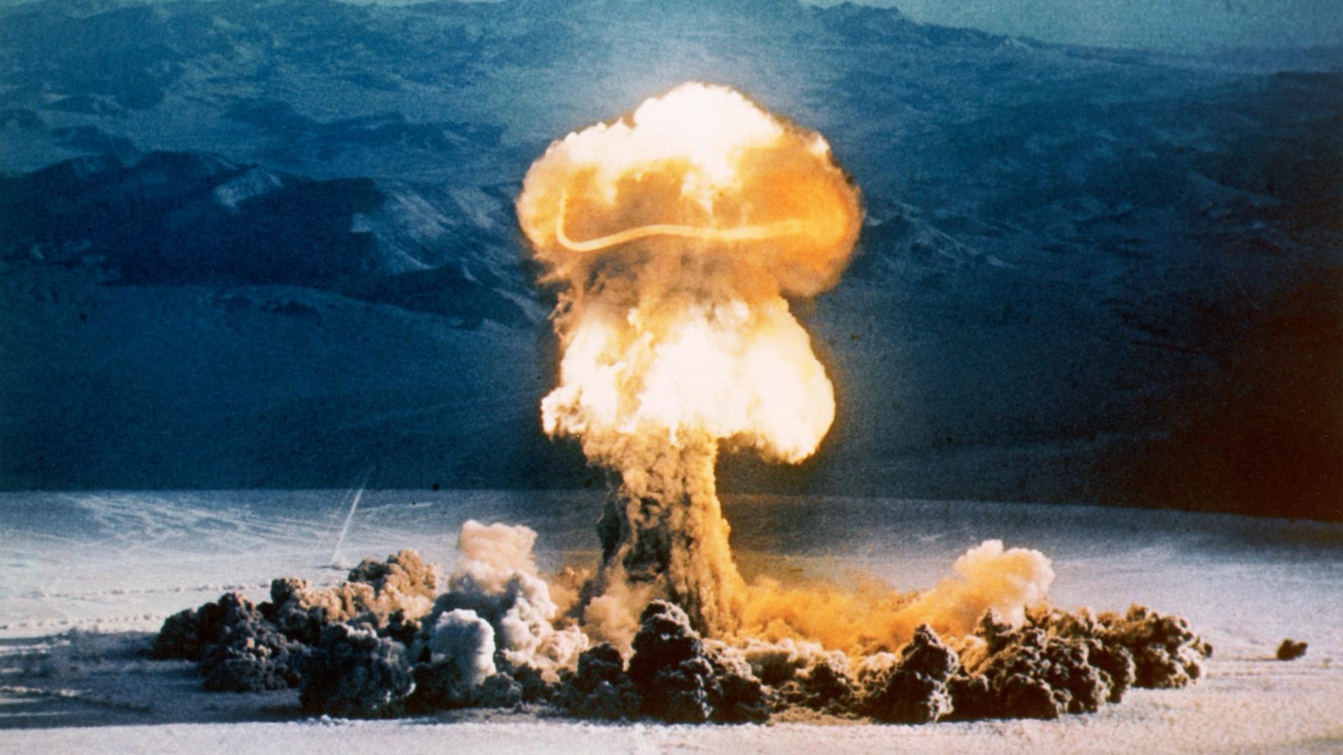 Bloomberg Analyst Stands by $10,000 Bitcoin Prediction, Despite Critics Suggesting Extreme Scenarios Needed