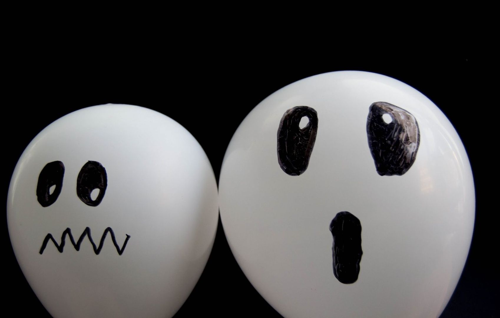 ETH, SOL, XRP Suffer Continued Declines Amidst AI-Driven Market Uncertainty