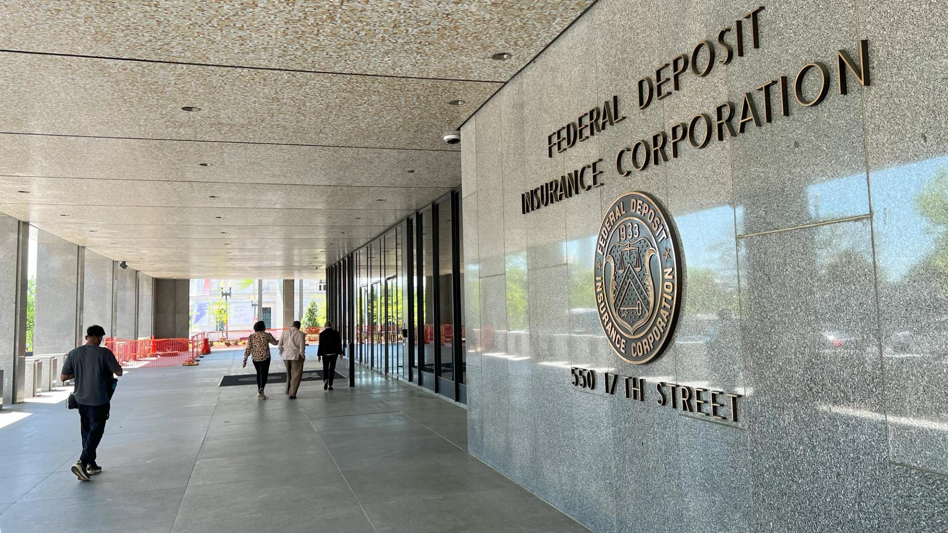 FDIC Head States No Deposit Protection for Stablecoins Under GENIUS Regulations
