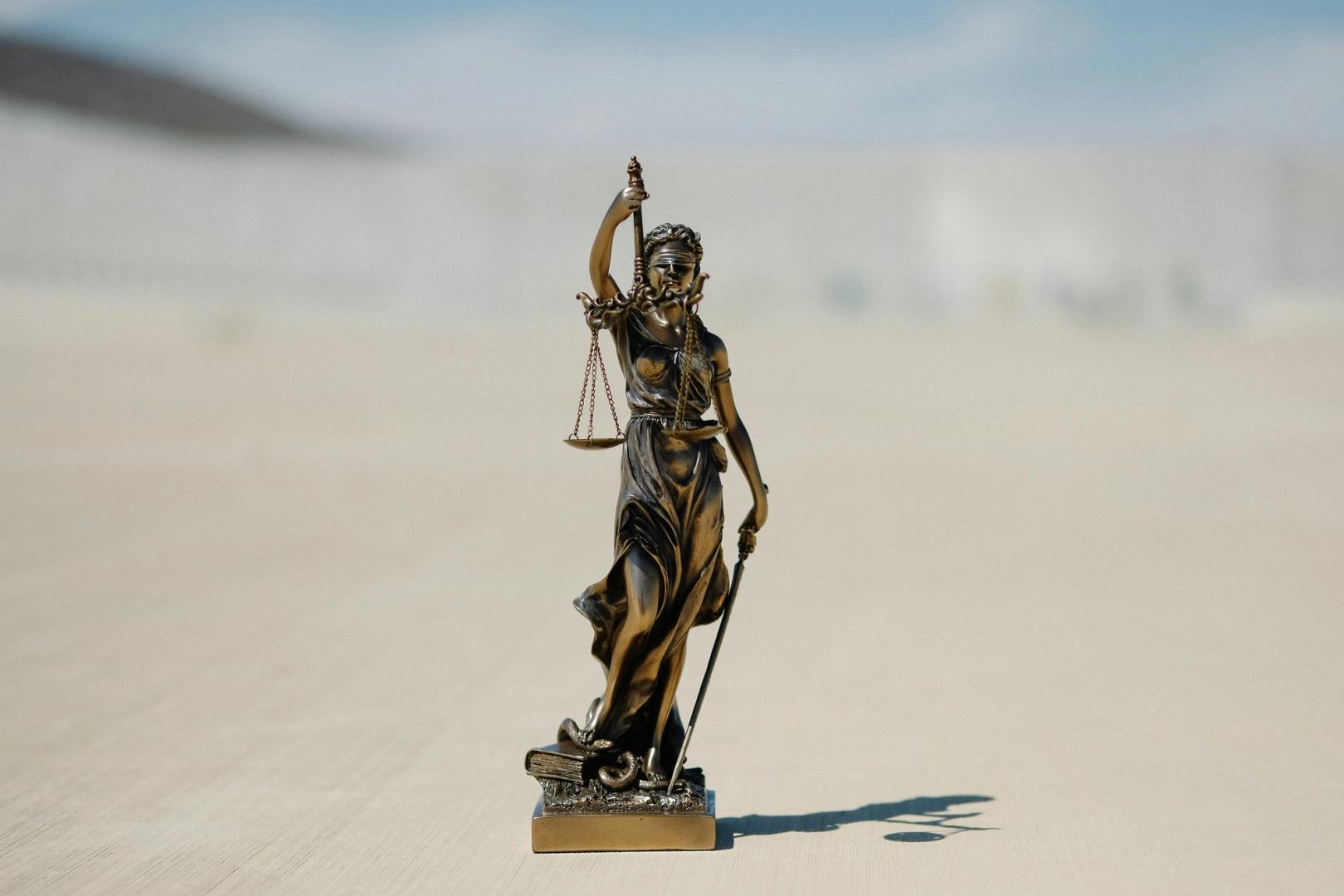 U.S. Court Drops Fraudulent Token Lawsuit Against Uniswap, Citing Decentralization